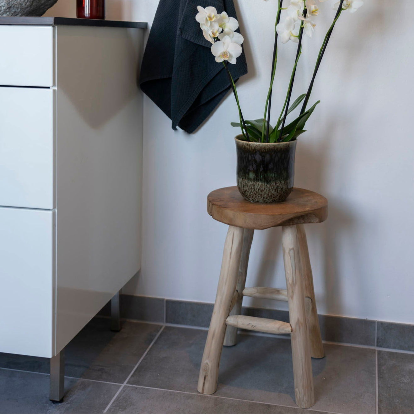 Badia Stool