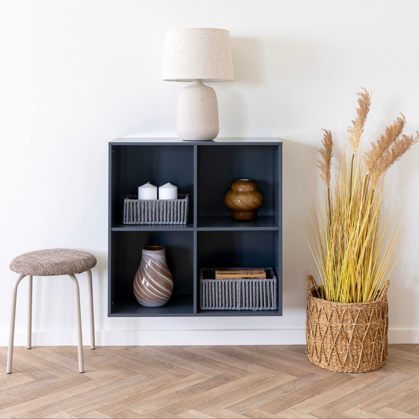 Asmara Stool