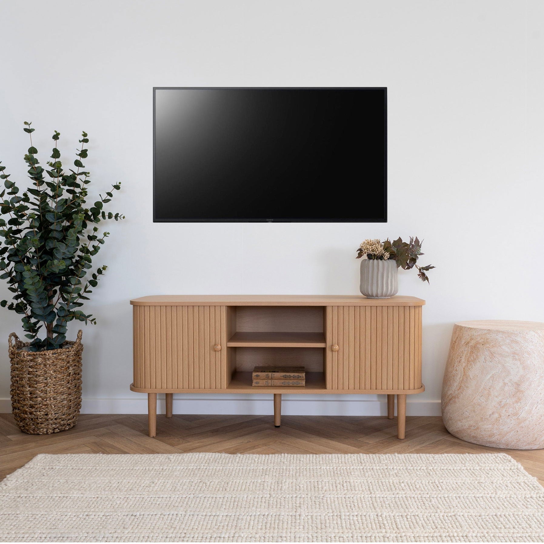 Nikko TV-bench