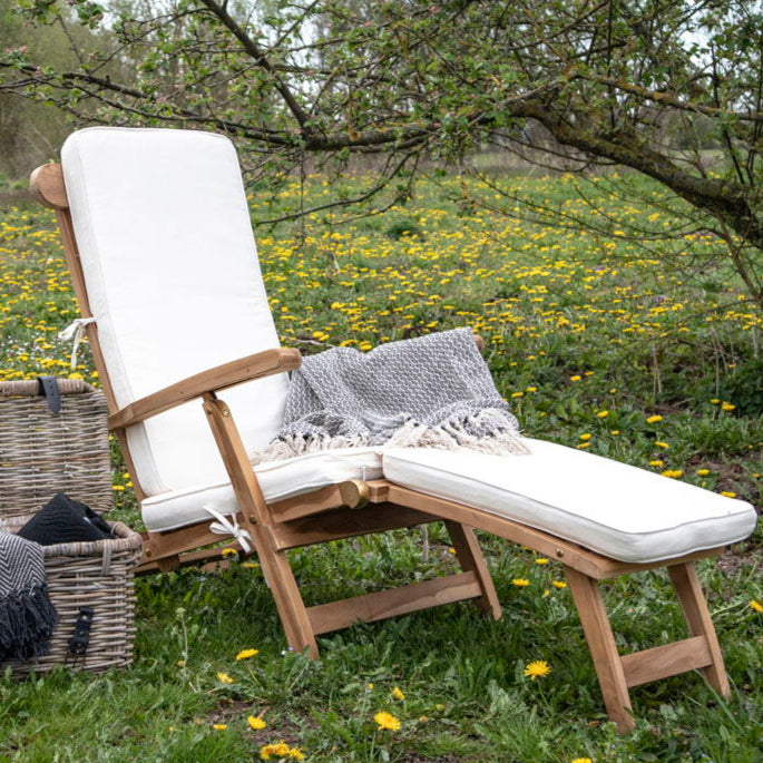Arrecife Deck Chair with Cushion