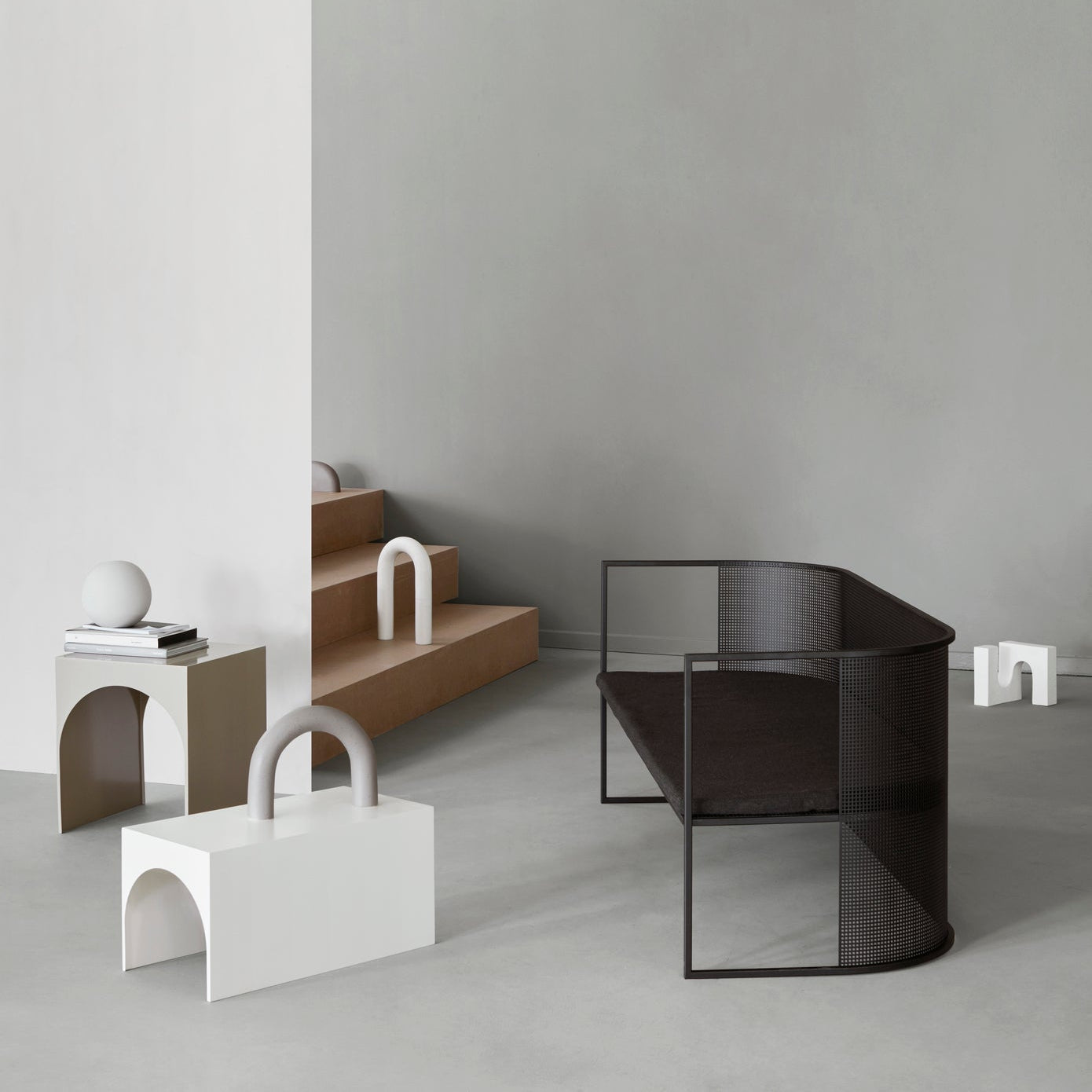 Banc lounge Bauhaus en acier noir