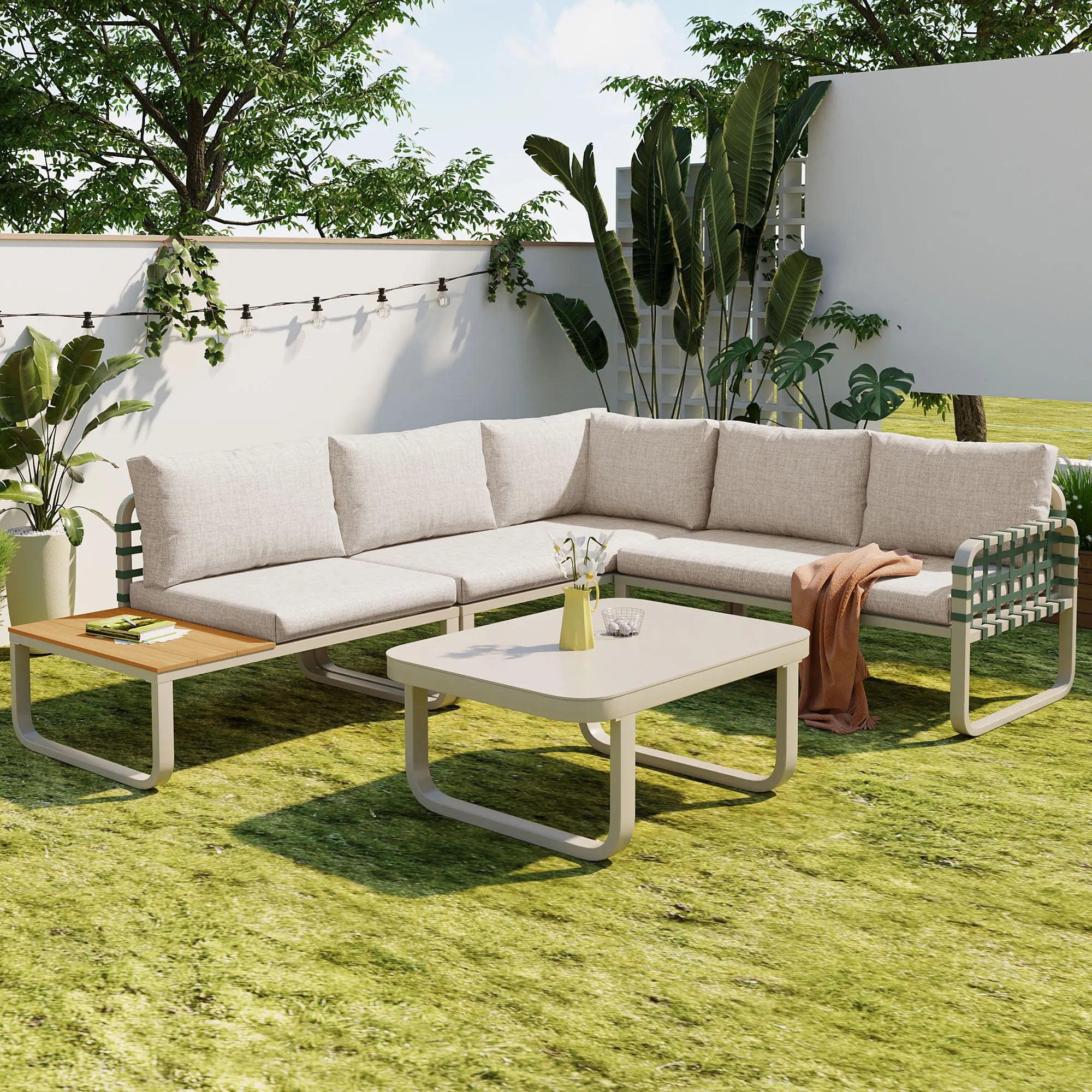 Gartenmöbel aus Metall und Rattan