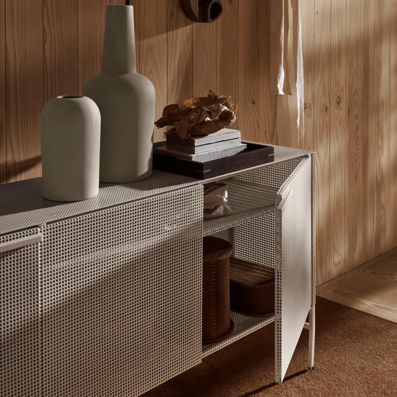 Buffet Grid en acier beige