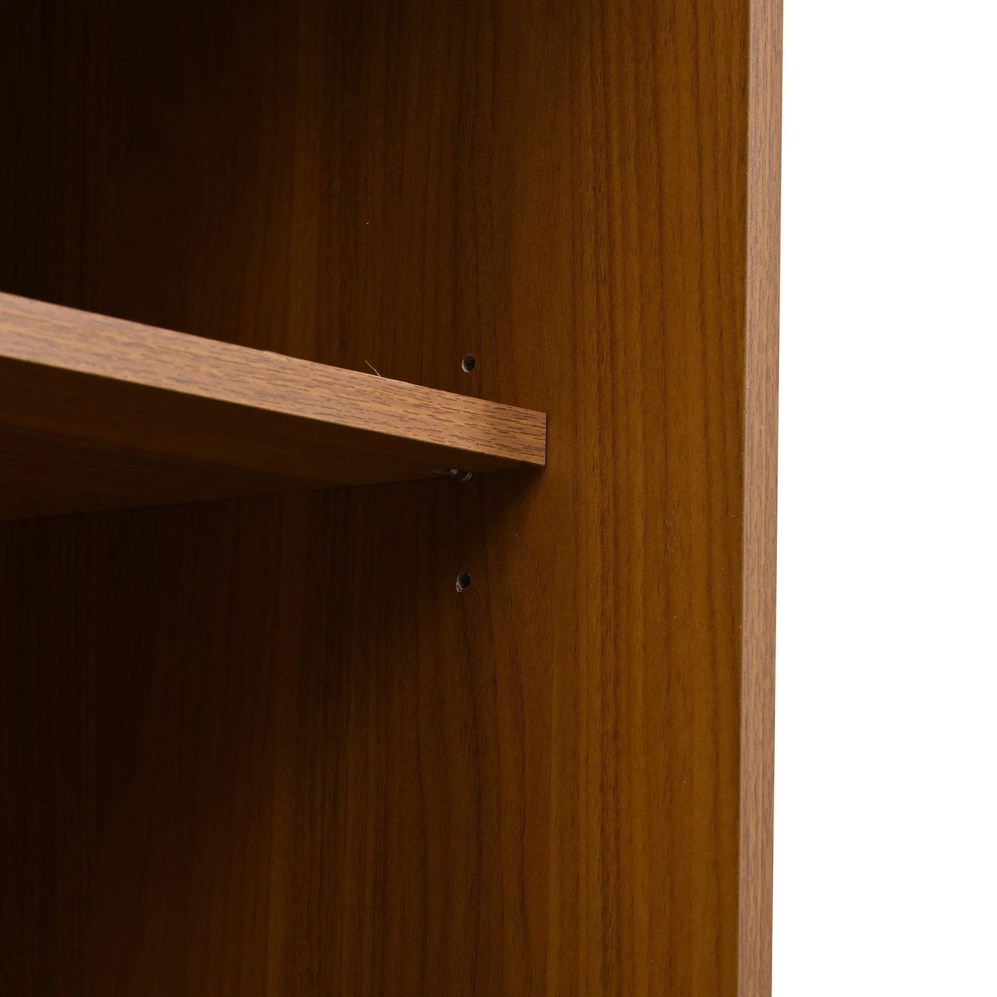 Buffet en bois avec portes coulissantes en cannage