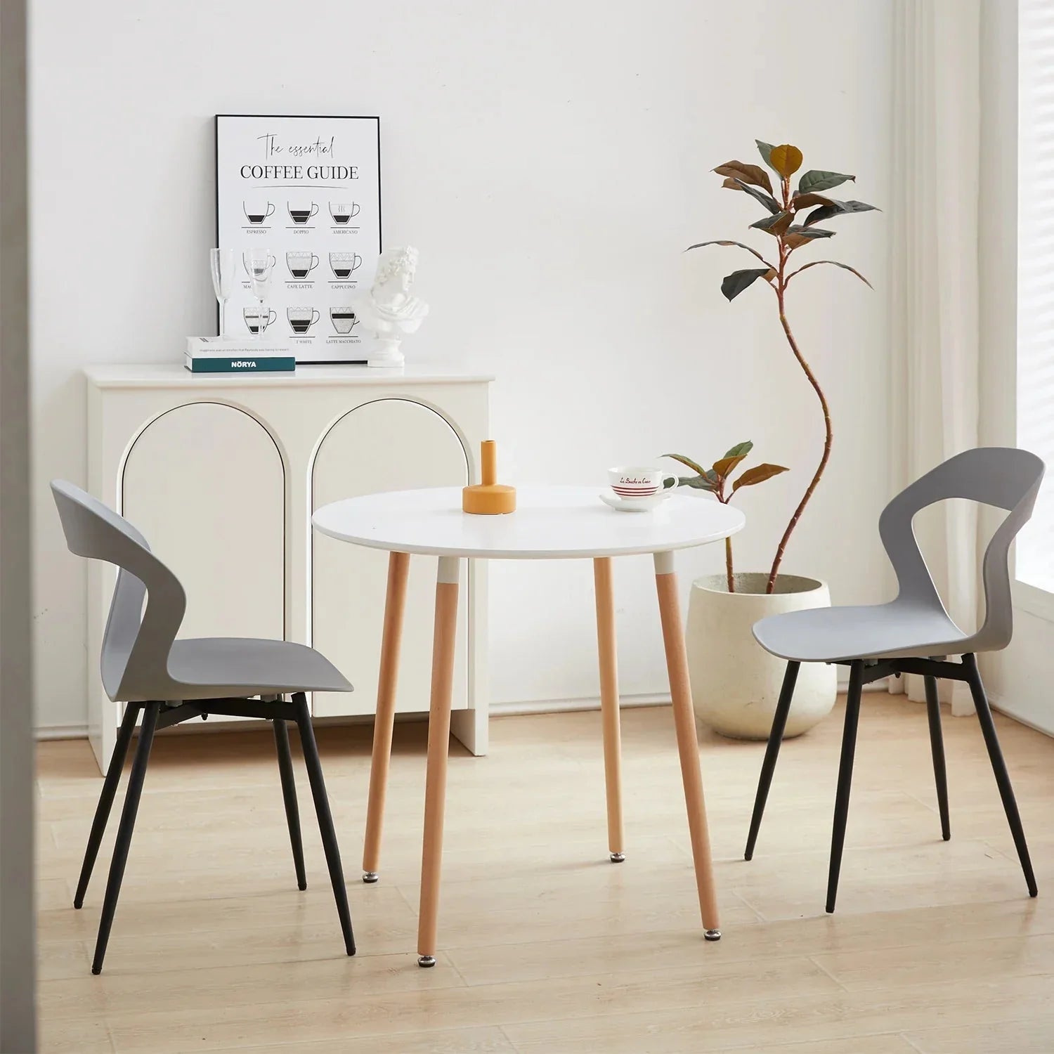 Lot de chaises scandinaves minimalistes ElleVitals