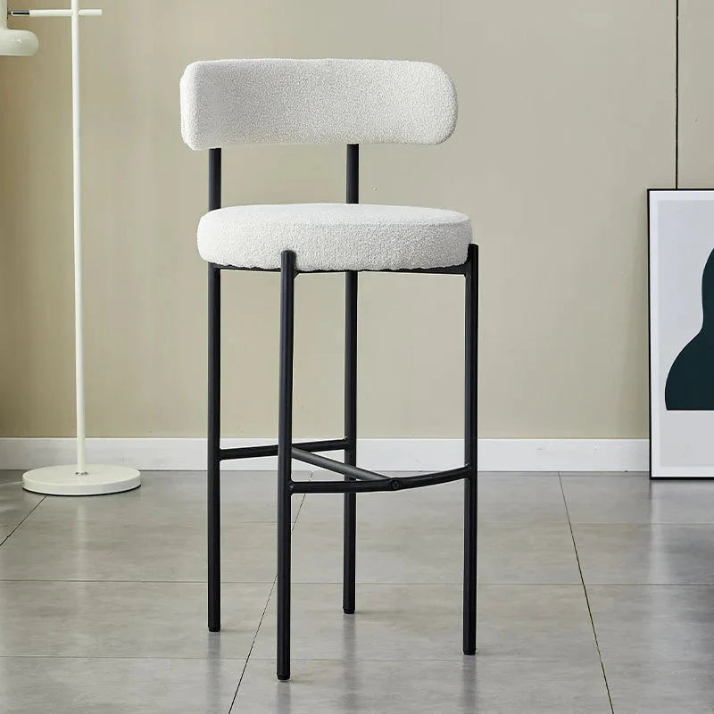 Chaise haute élégante en tissu bouclette ElleVitals
