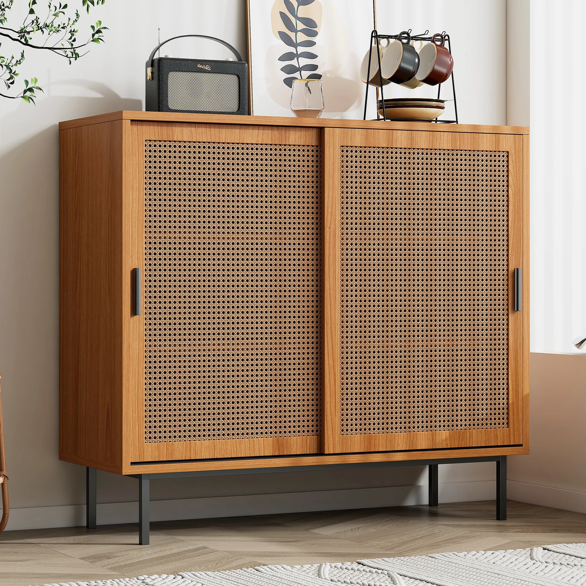 Buffet en bois avec portes coulissantes en cannage