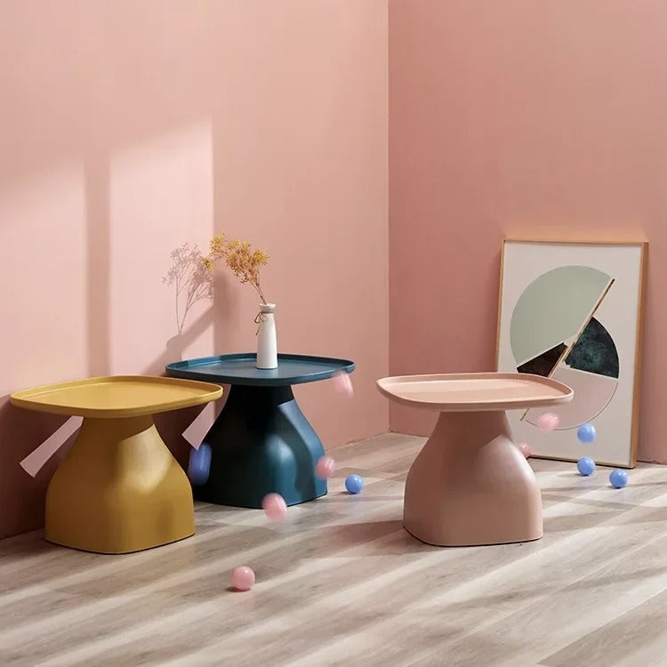 Table d’appoint design arrondie