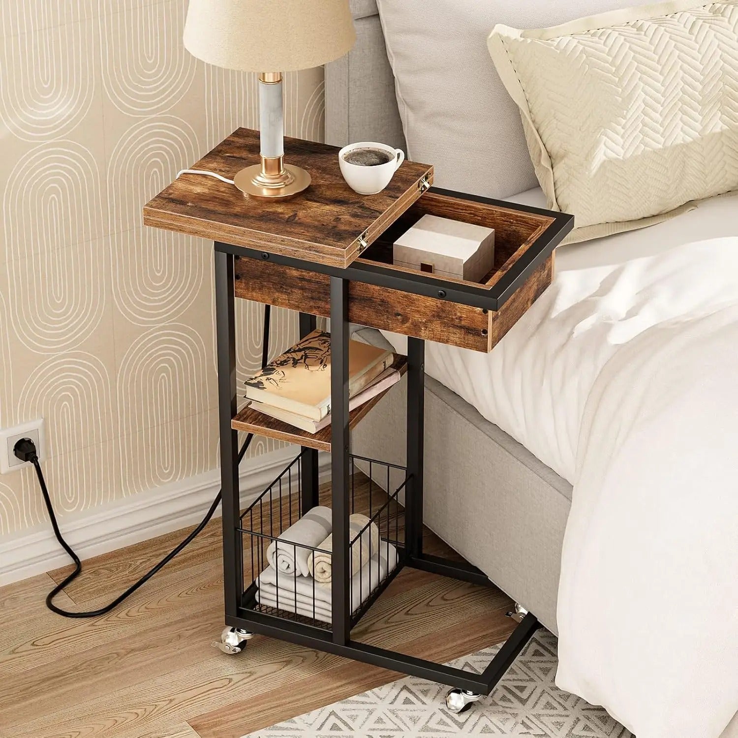 Table d’appoint multifonction avec prises