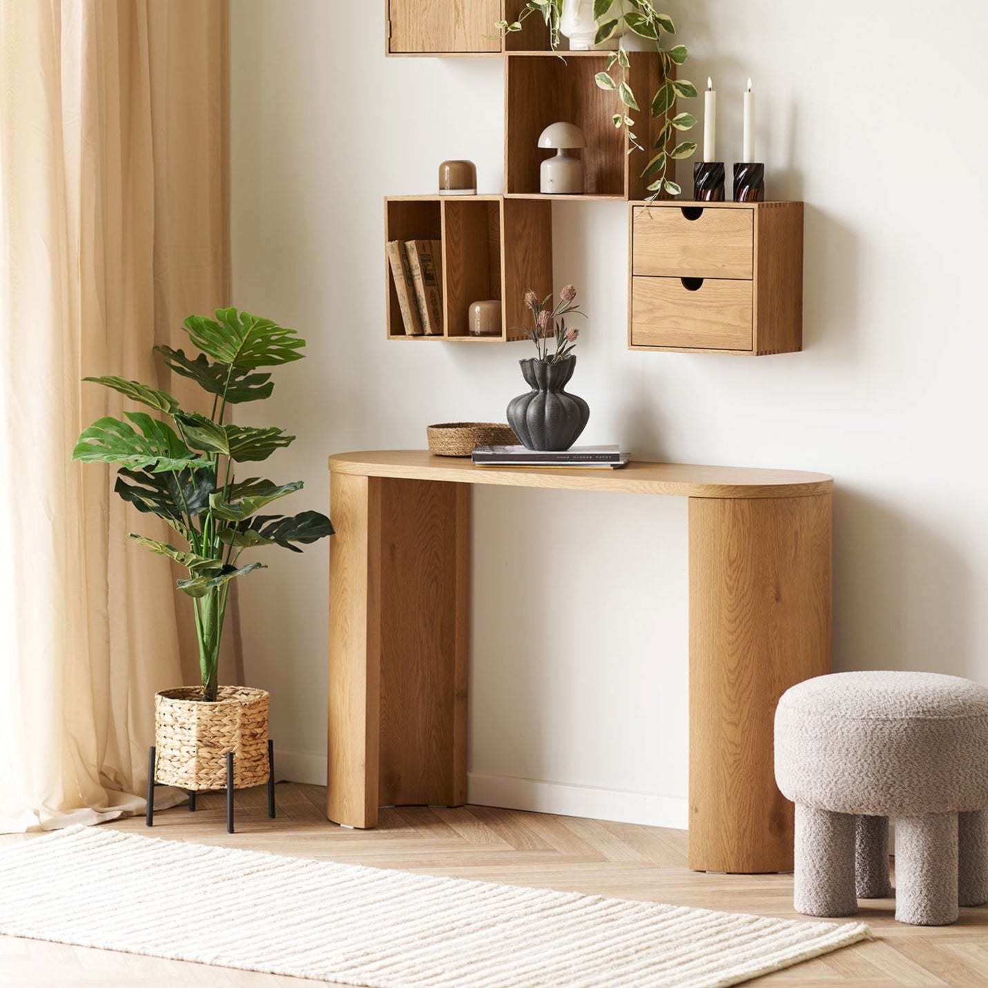 Bibione Console Table