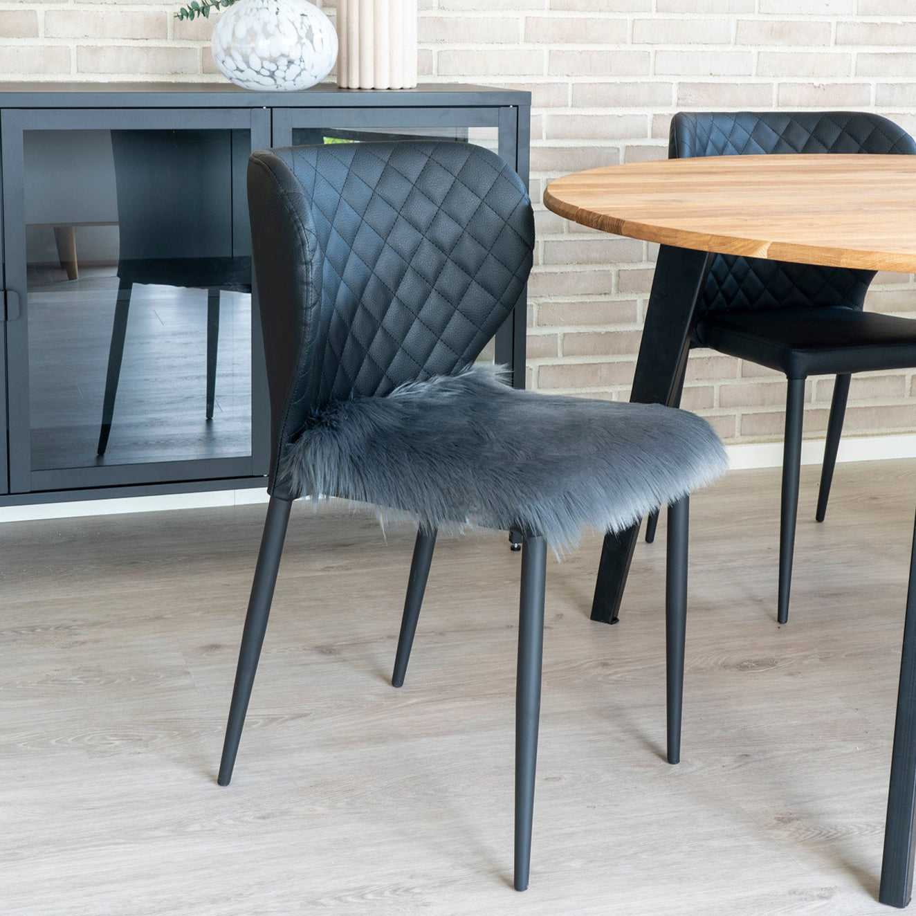 Assise effet peau lainée grise carrée