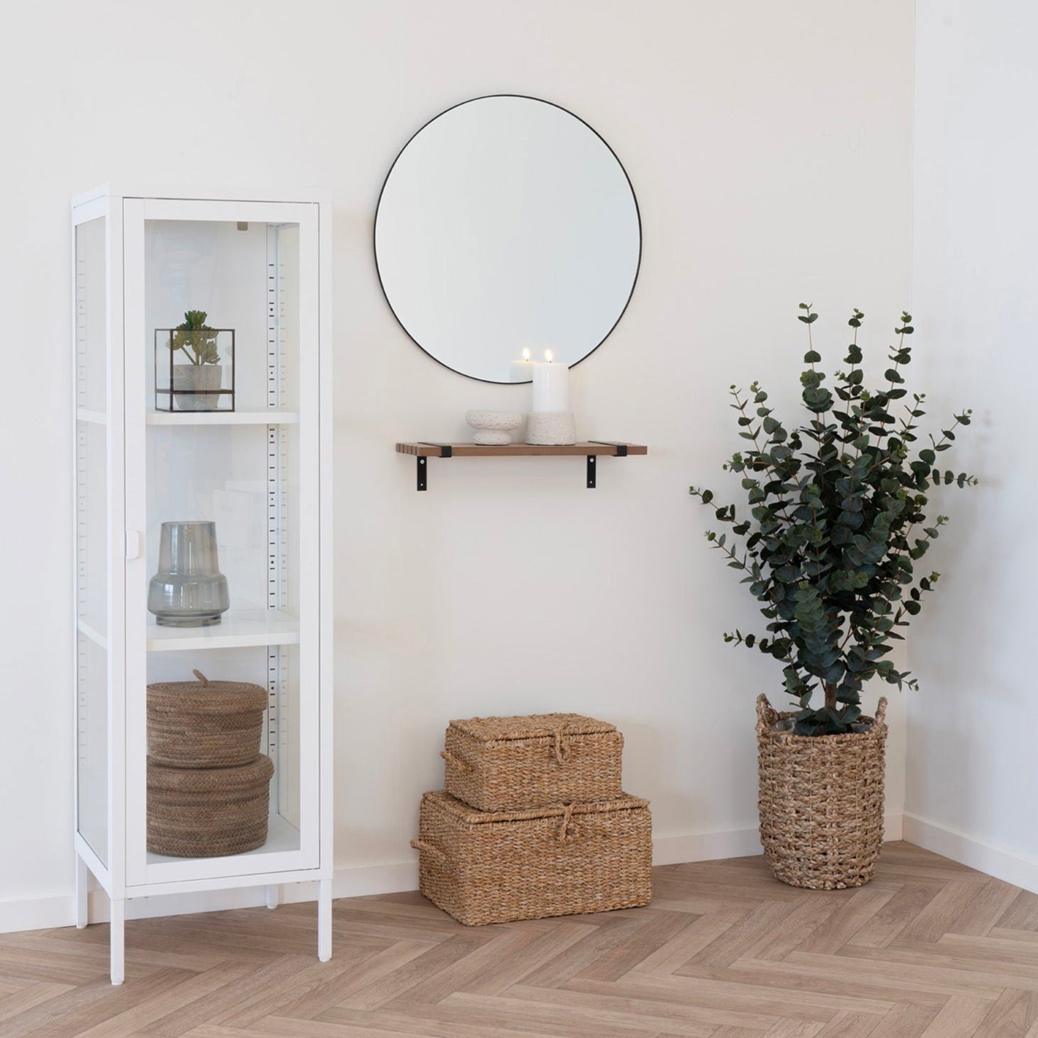 Luxor Wall Shelf