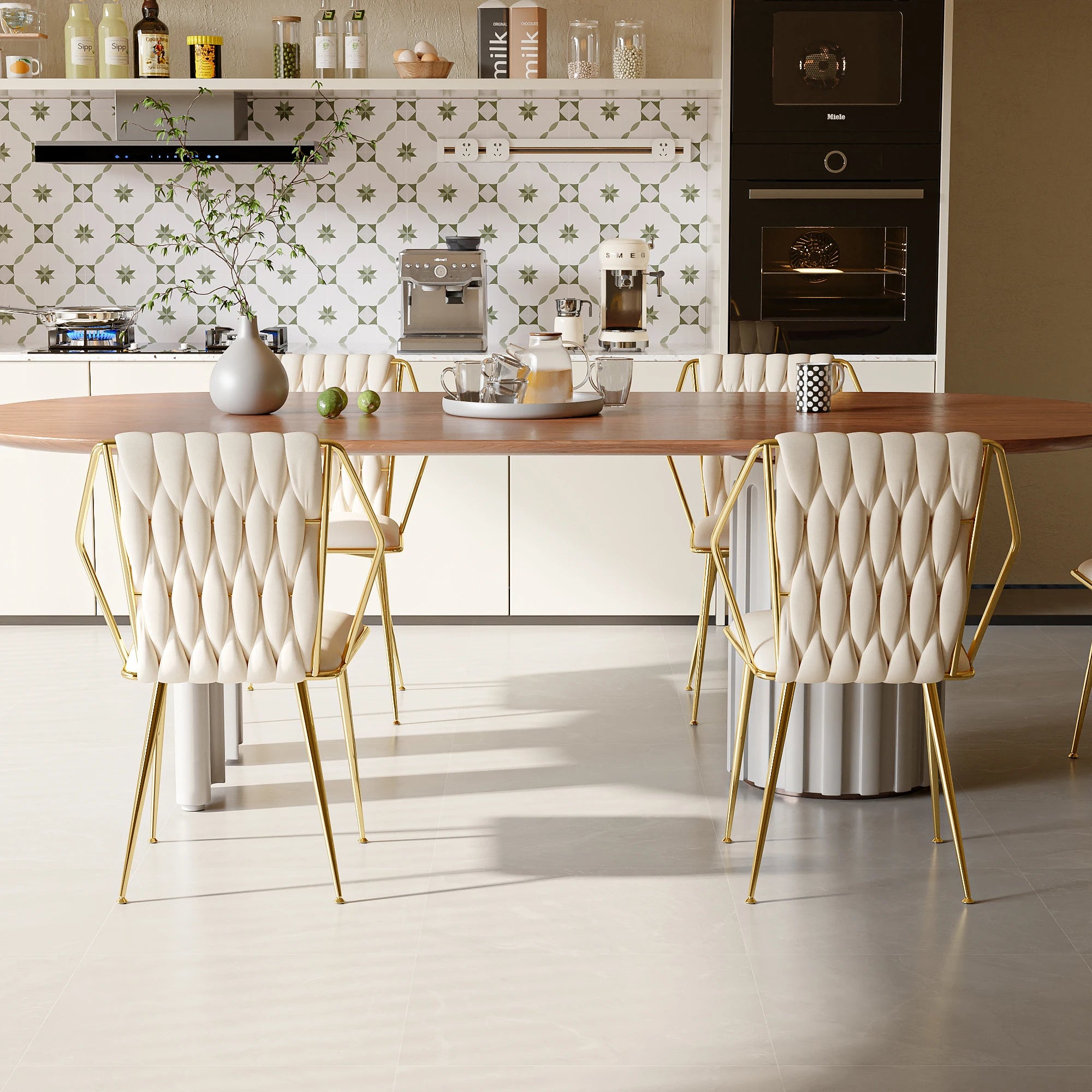Chaises modernes en velours avec structure dorée