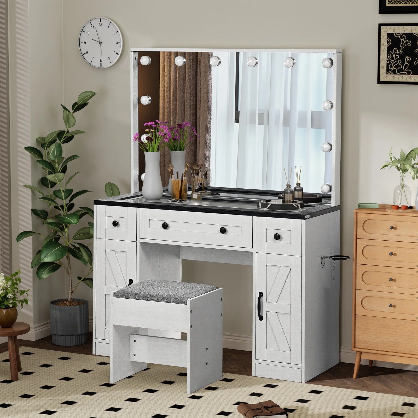 Coiffeuse blanche avec miroir LED