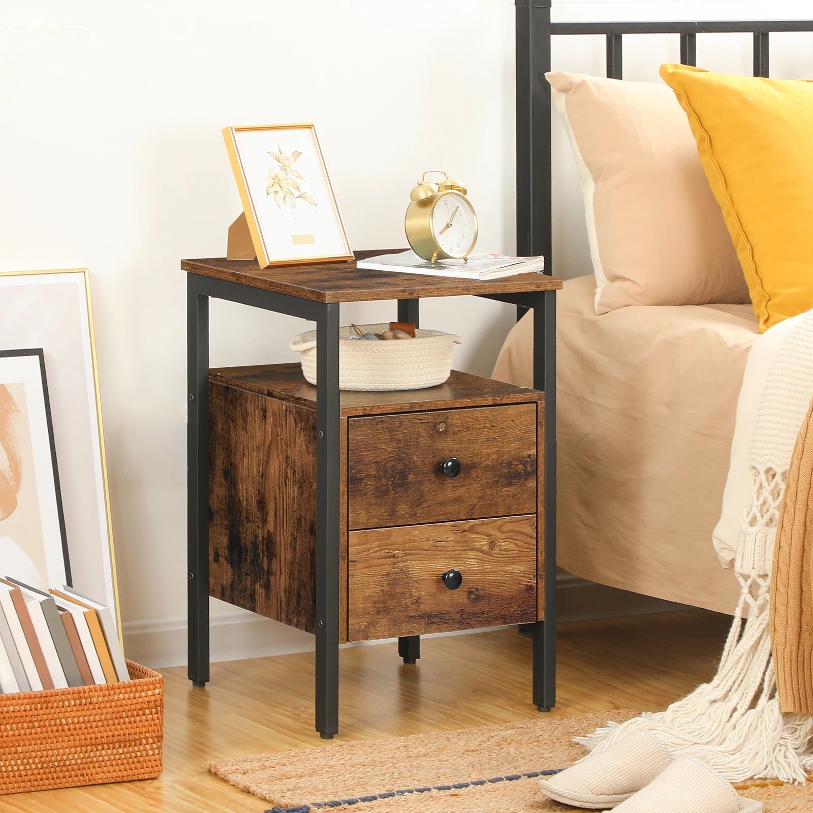 Table de chevet style industriel